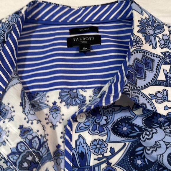 Talbots size 8P, fitted button down non iron long sleeve shirt - Picture 5 of 11
